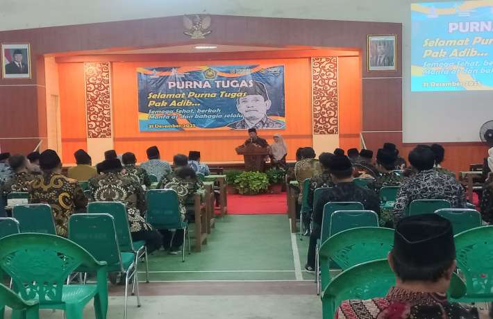 MAN 1 Kebumen Gelar Perpisahan Purna Tugas Drs H Wachid Adib MSi Mengantar Sang Nakhoda Menuju Masa Purna dengan Taburan Prestasi
