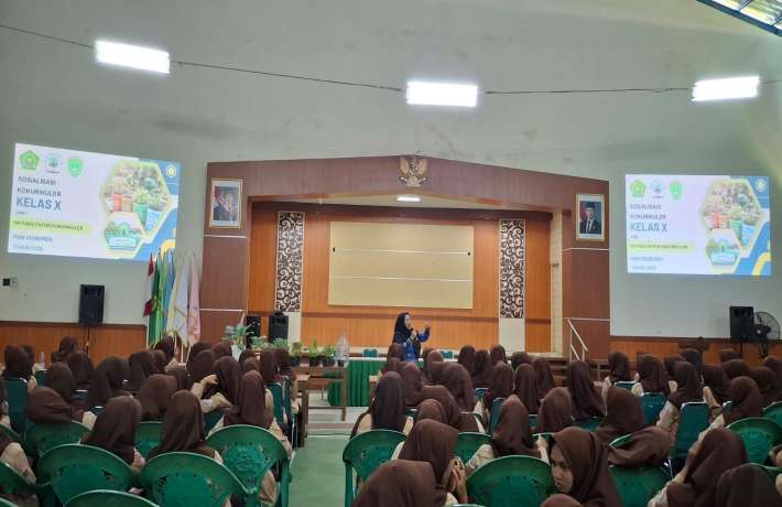 MAN 1 Kebumen Perkuat Kurikulum Berbasis Cinta Melalui Proyek Mansa Green Harmony